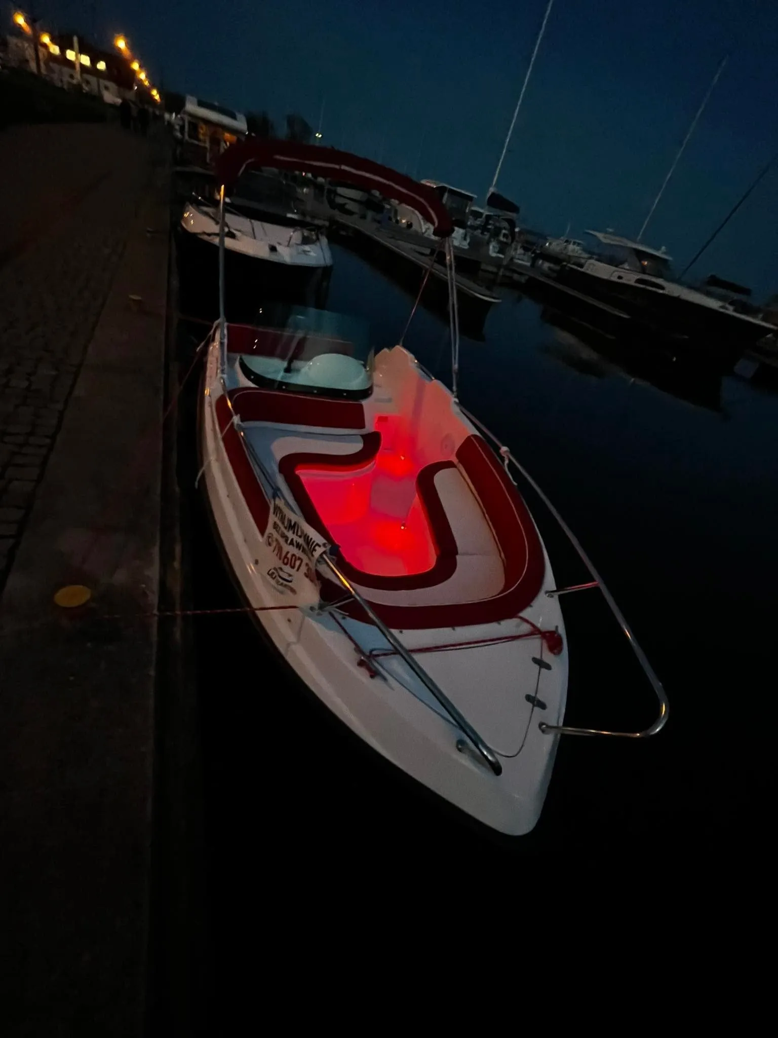 Kornelinka Charter Boat