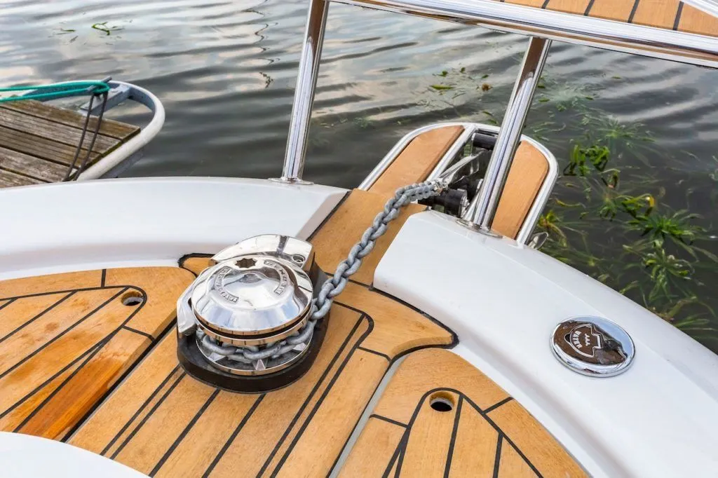 No Name Charter Boat