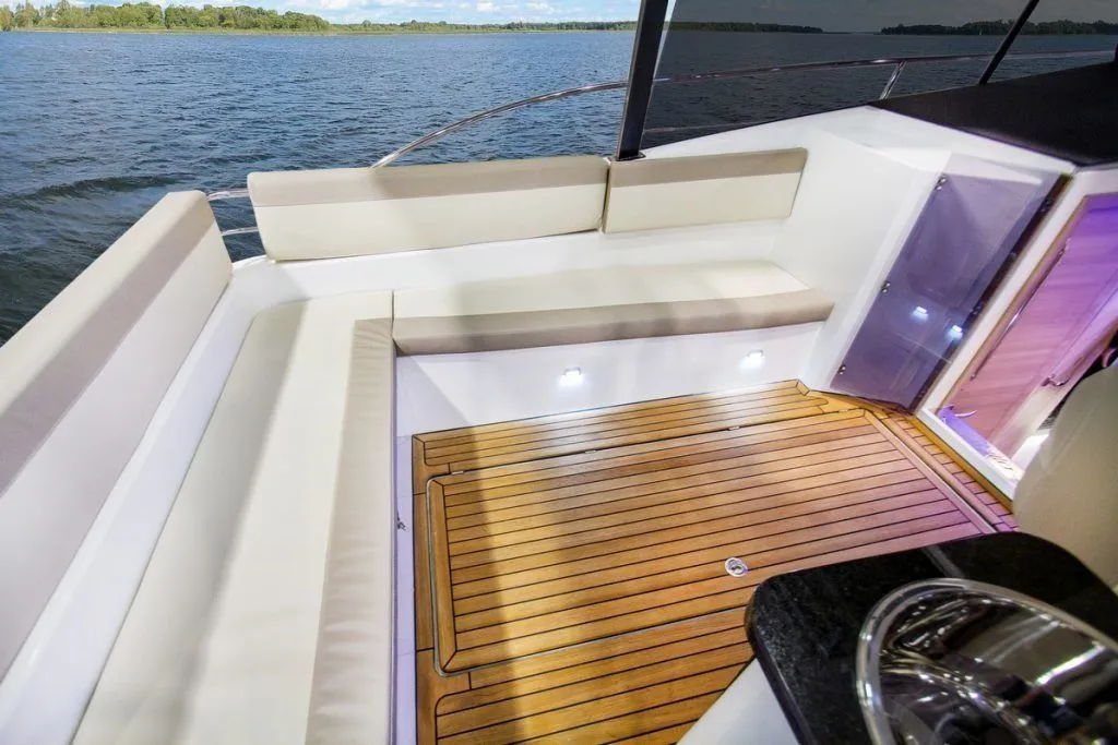 No Name Charter Boat