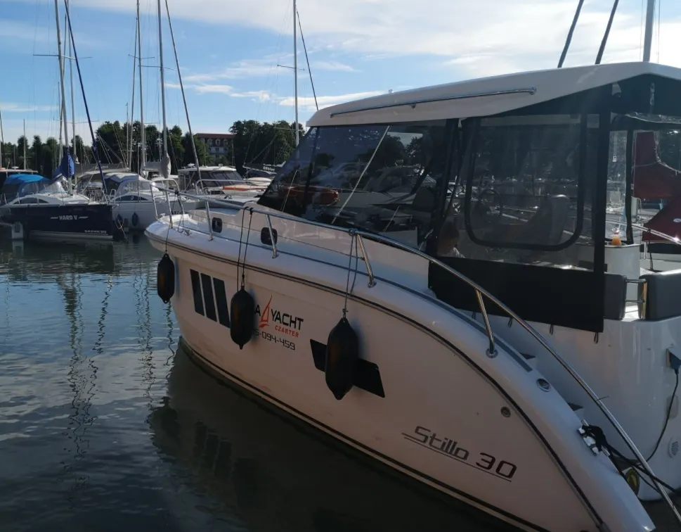 Charter a 9m 3 Cabin Motor Yacht in Gizycko