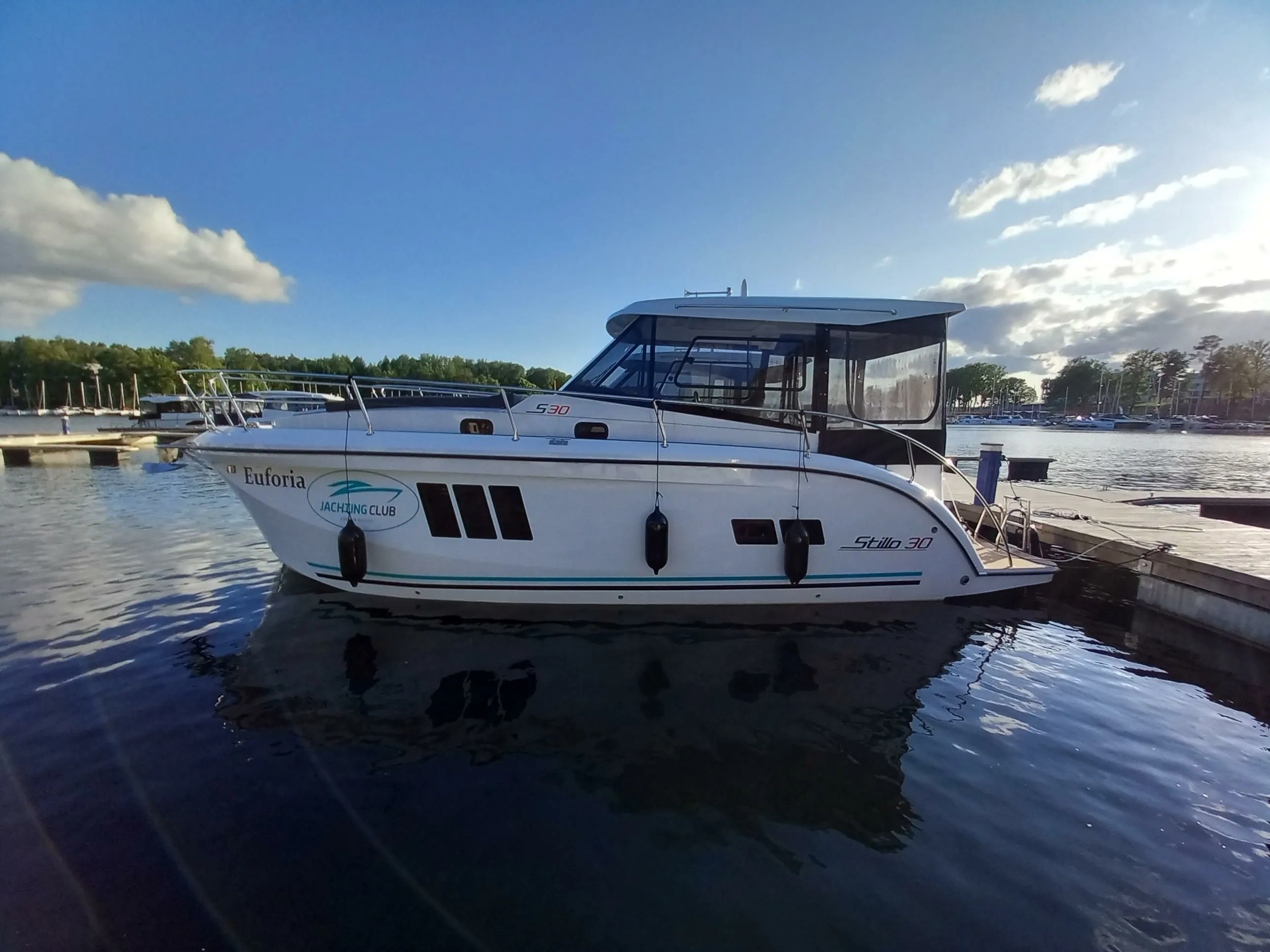 Rent a 9.1m 3 Cabin House Boat in Gizycko