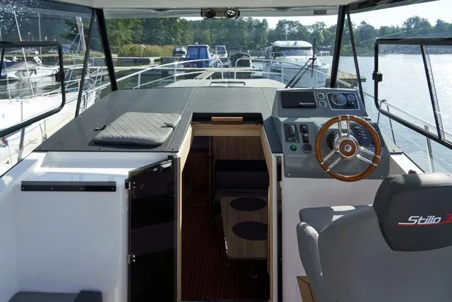 Euforia Charter Boat