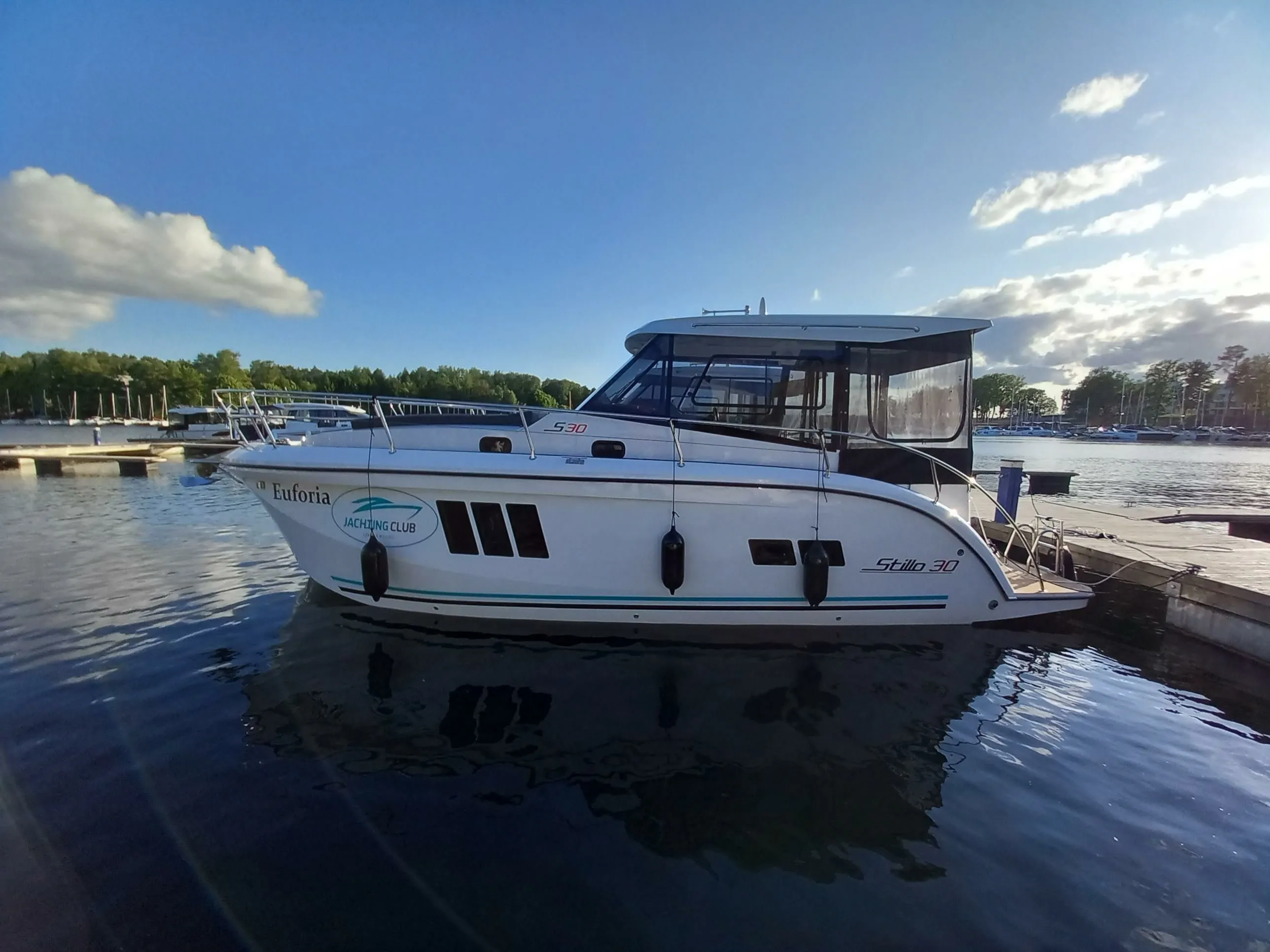 Euforia Charter Boat