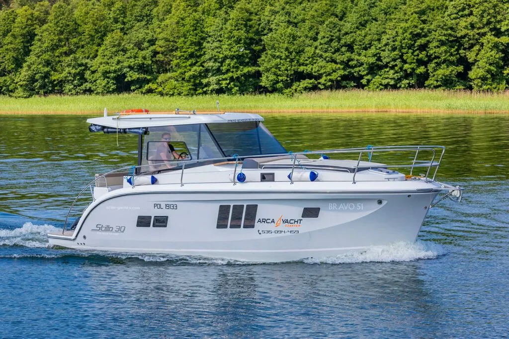 Bravo 51 Charter Boat - 1