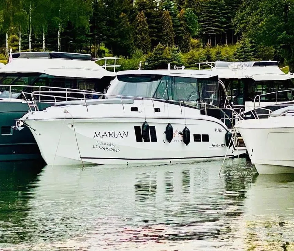 Boot - Charter a 9m Stillo 30 in Gizycko