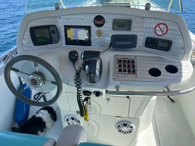 Charter a 8.9m STS 29 in Cannes