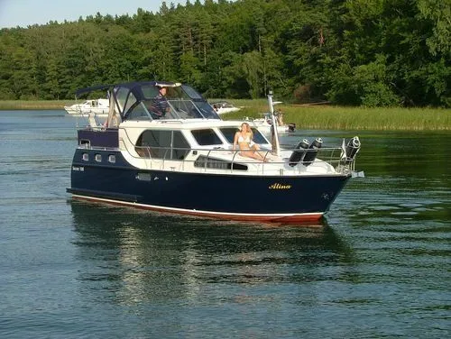 Explore Malchow on a 10.8m Rental Motor Yacht Succes 108 Ultra