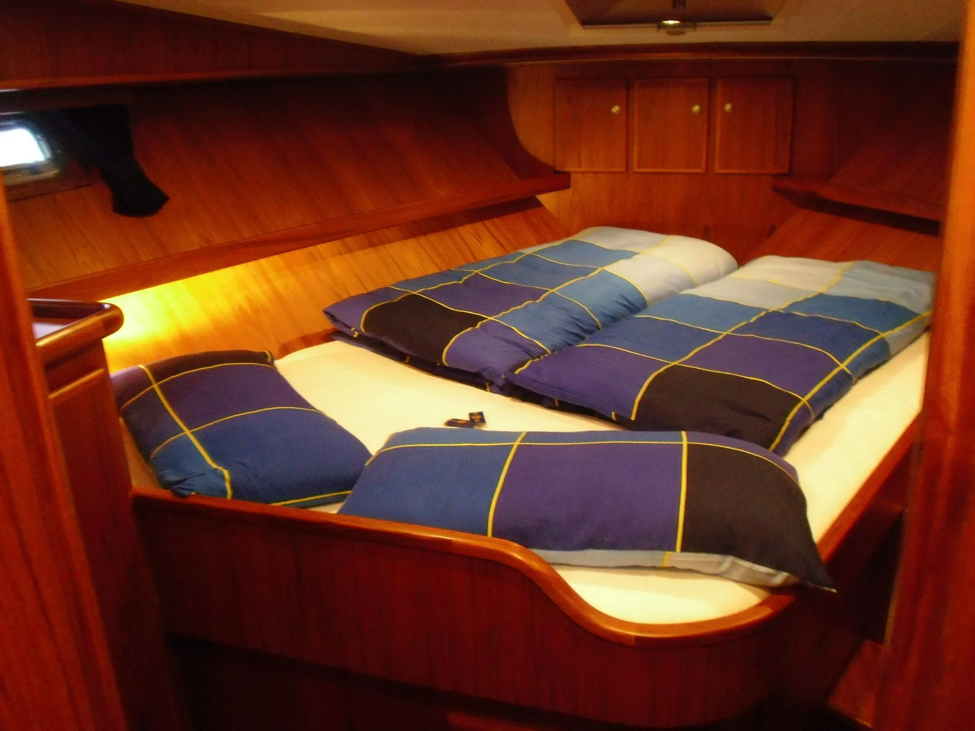 Melina Charter Boat