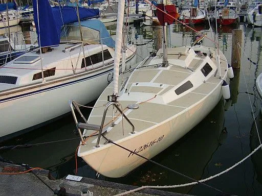 Charter a 8m Sudár Sport in Siófok