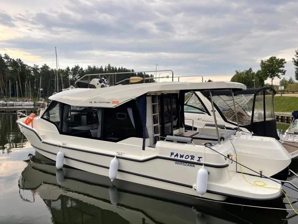 Charter a 10.6m Boat in Bogaczewo