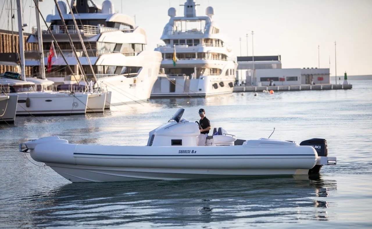 No Name Charter Boat