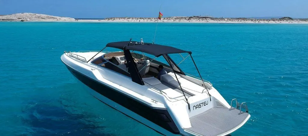 Rent a 11.8m Boat in Santa Eularia des Riu