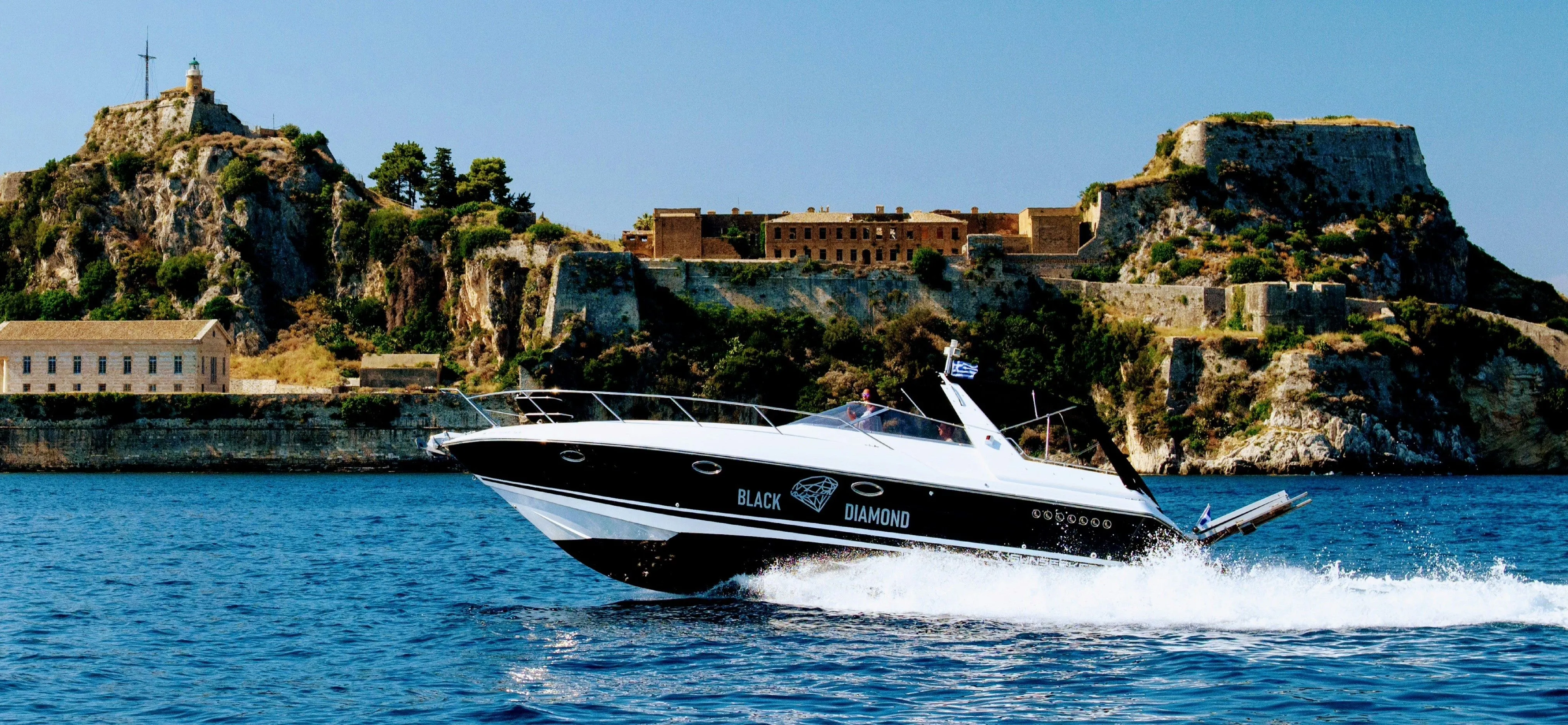 Charter a 12m 2 Cabin Motor Yacht in Gouvia