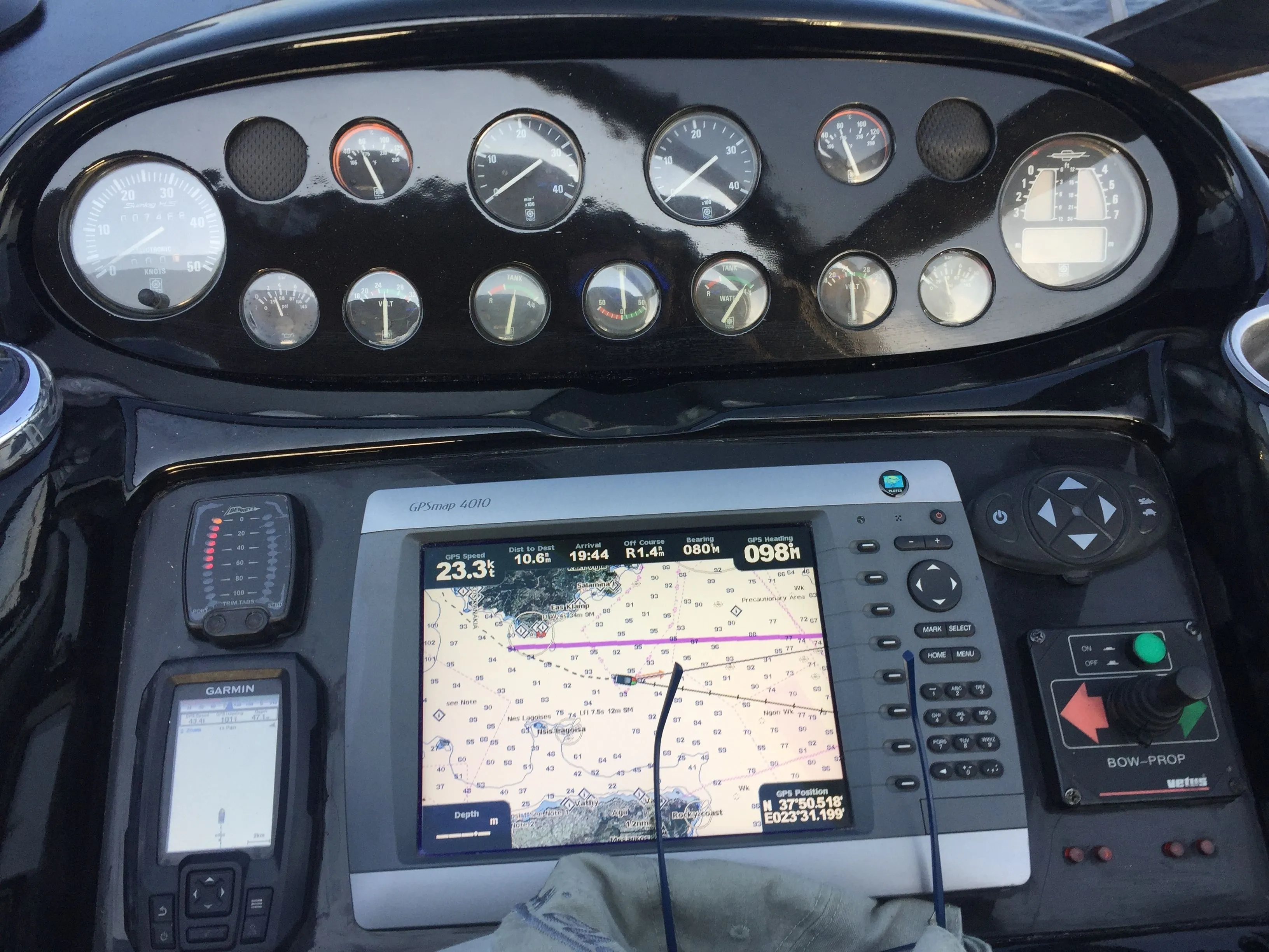 Чартер Aeon Flux - 4