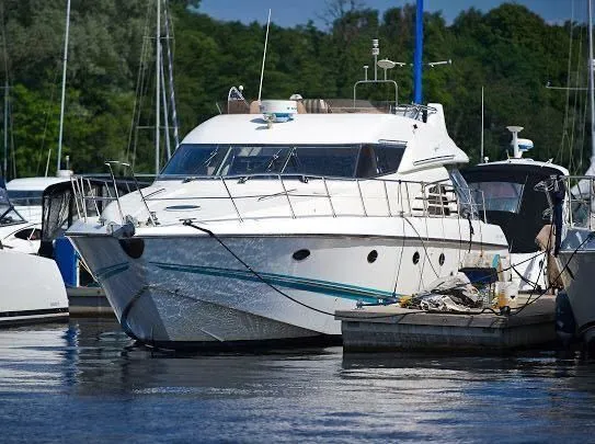 18.9m Saint Petersburg Sunseeker 62 Hire