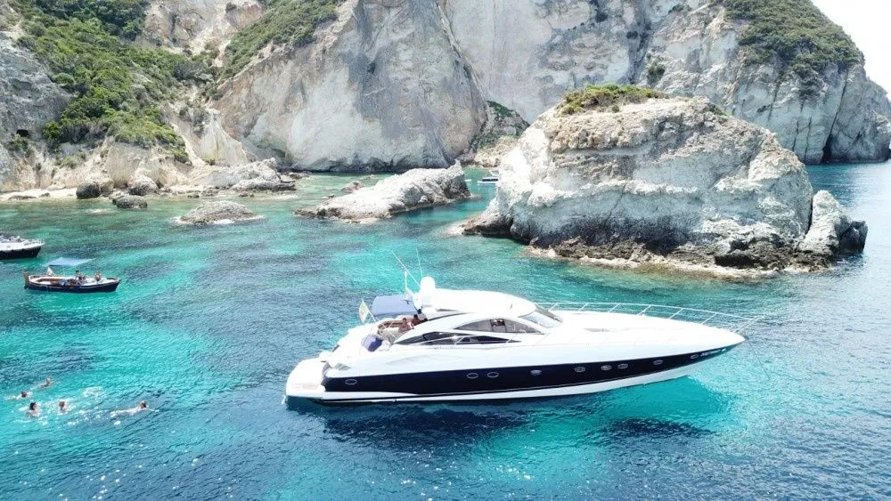 Explore Terracina on a 21m Rental Sunseeker 68