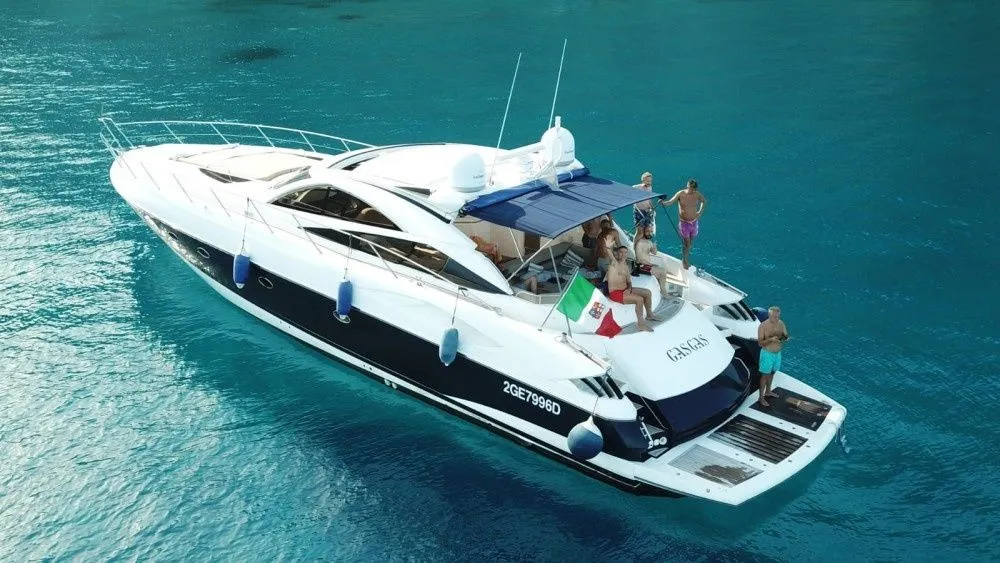 Explore Terracina on a 21m Rental Sunseeker 68