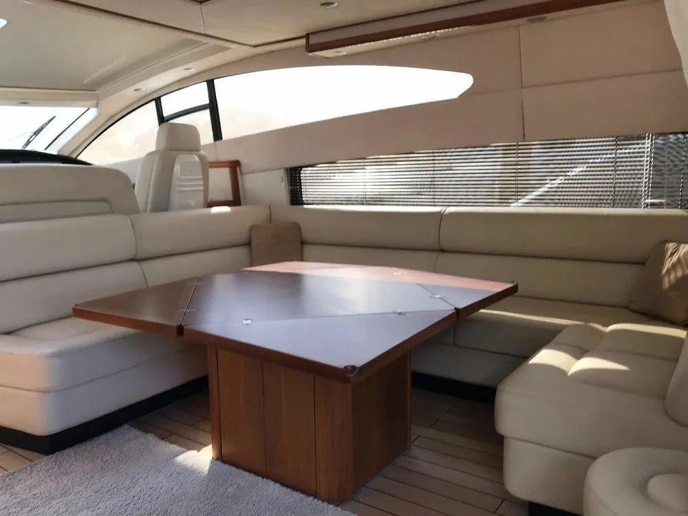 Rent a 21.6m Motor Yacht Sunseeker 72 in La Spezia