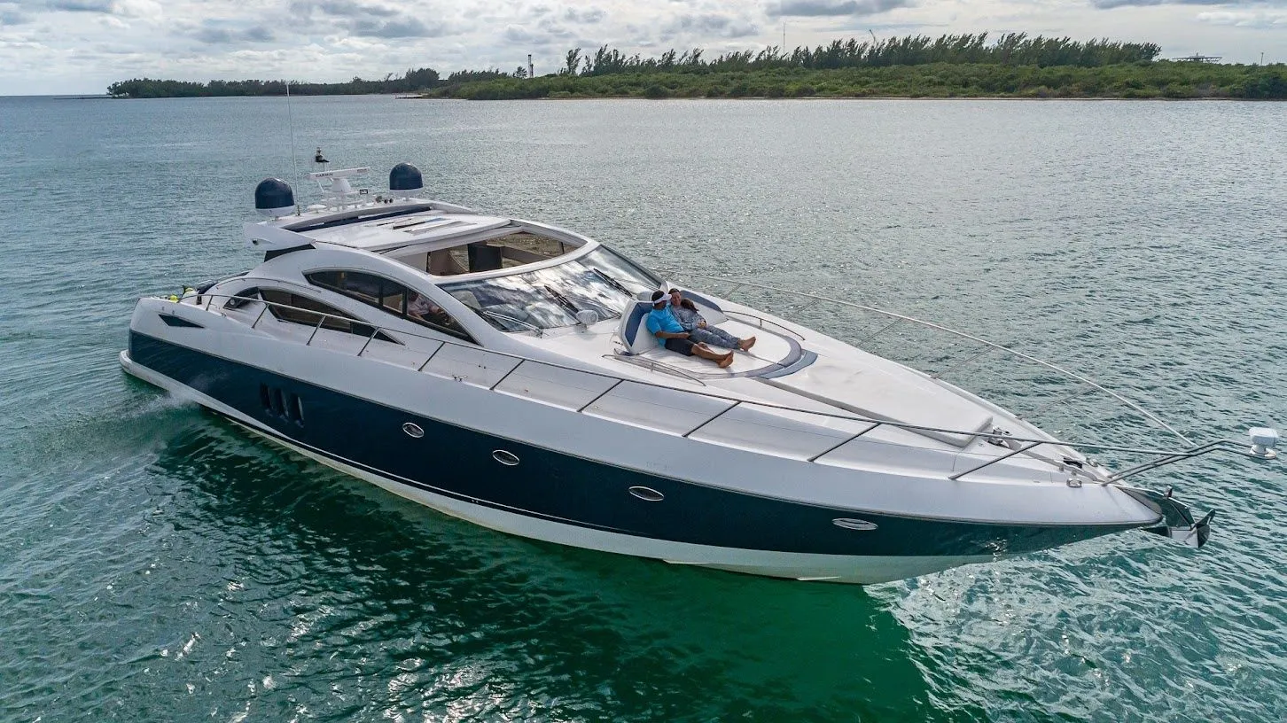 Aqua Holic Charterboot - 5