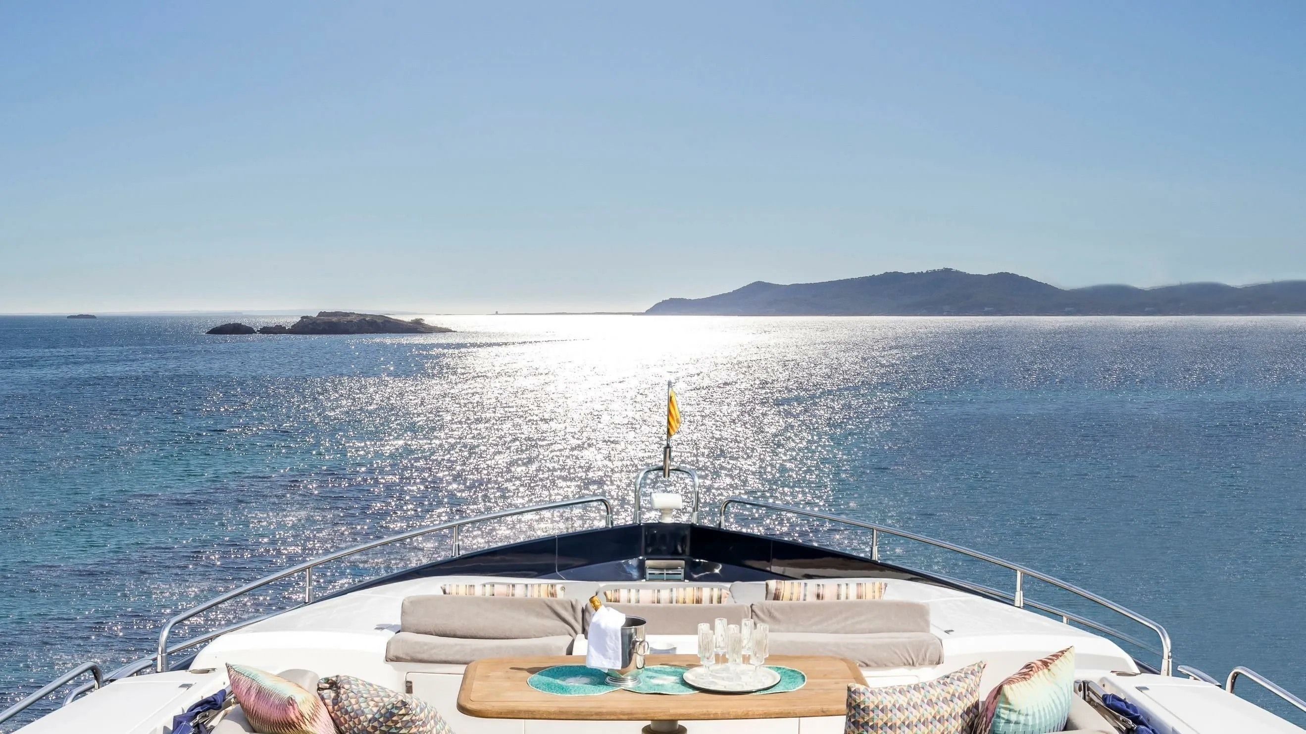 Чартер Ariyas - 3