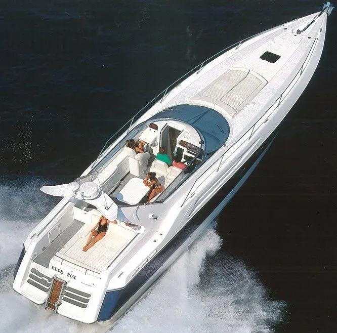 Rent a 15m Motor Yacht in Pachi