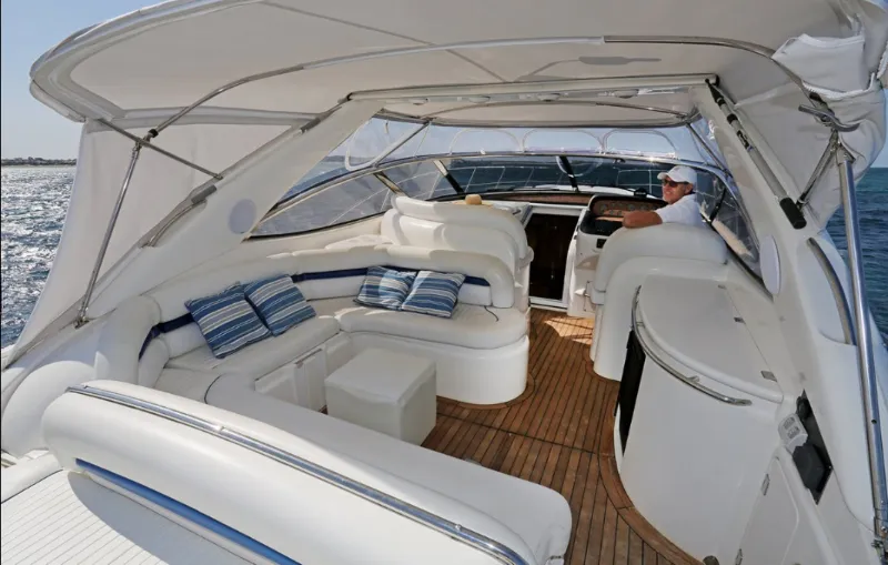 Papaya Charter Boat