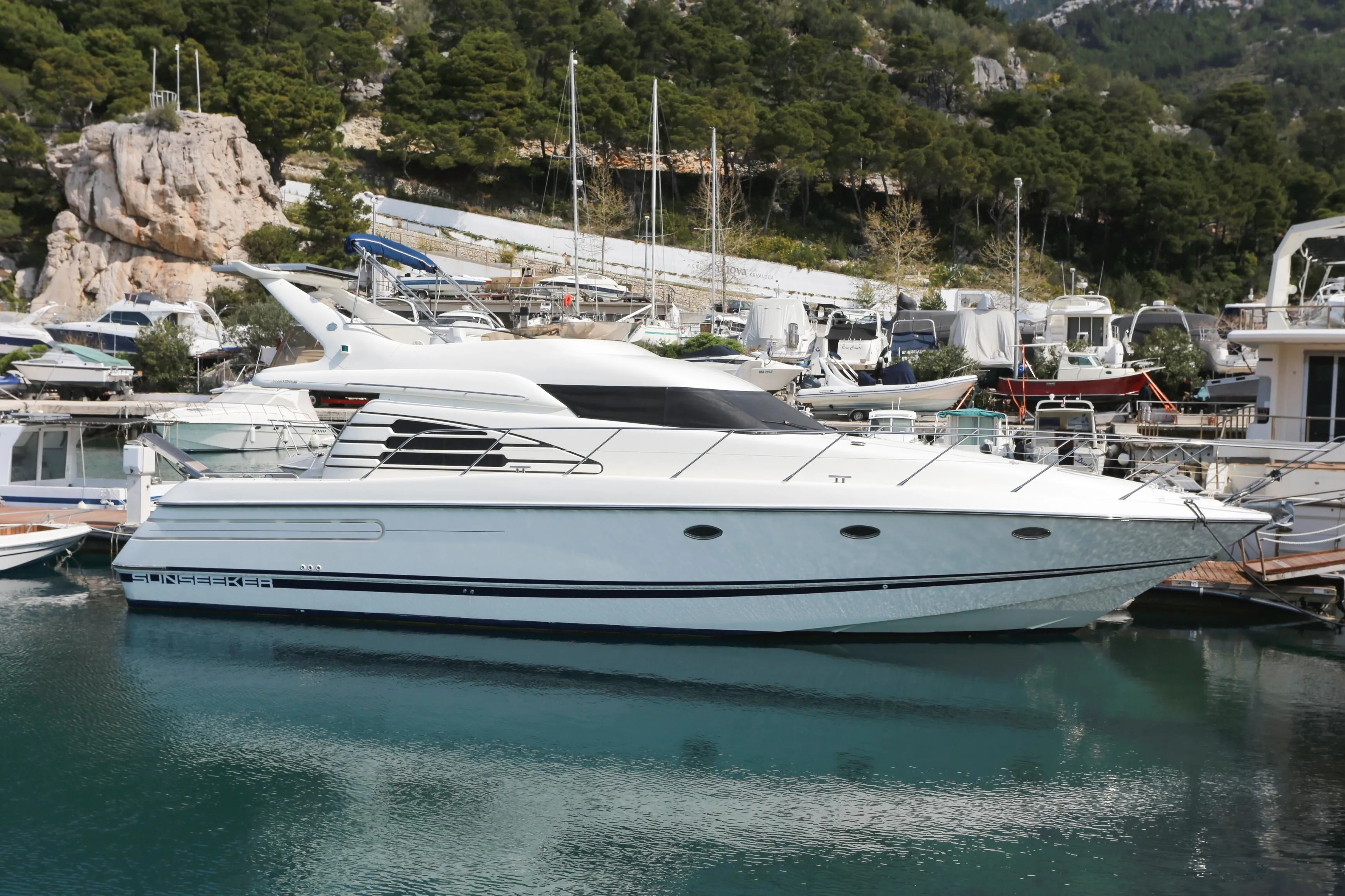 Fly Charter Boat