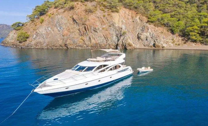 Dynamic Charterboot - 3