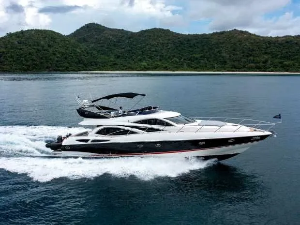 Charter a 21m Boat in Pattaya Central