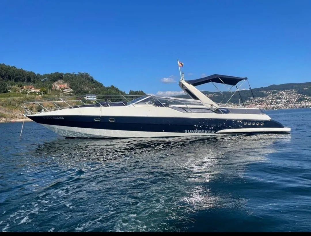 Explore Fuengirola on a 11m Rental Boat