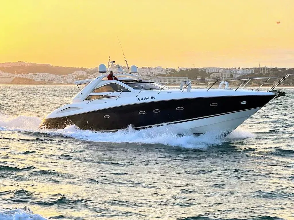 Charter a 16.1m Boat in Vilamoura