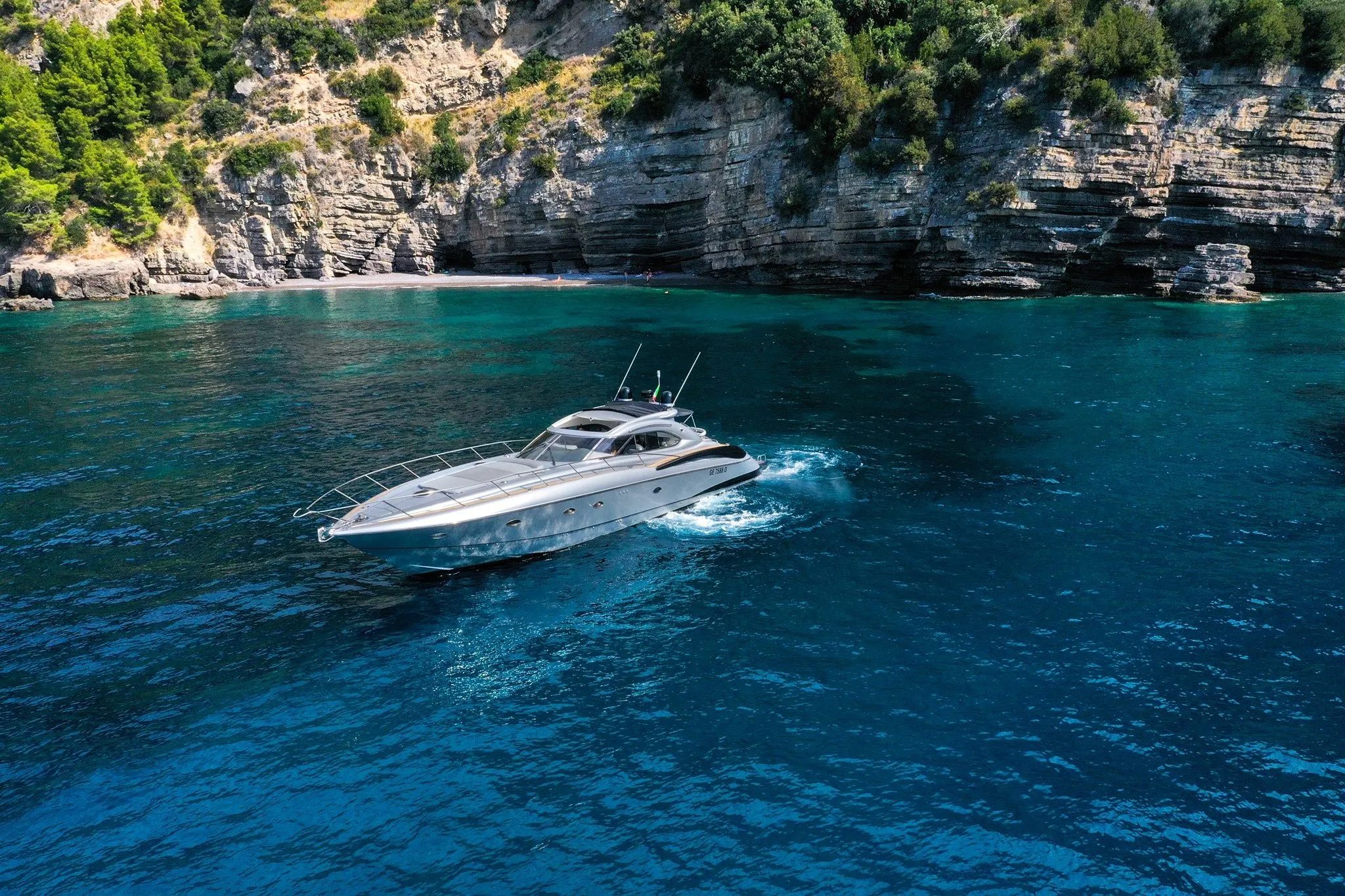 Explore Positano on a 18.28m 2 Cabin Motor Yacht Rental