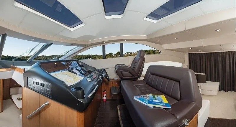 Ena 1 Charter Boat