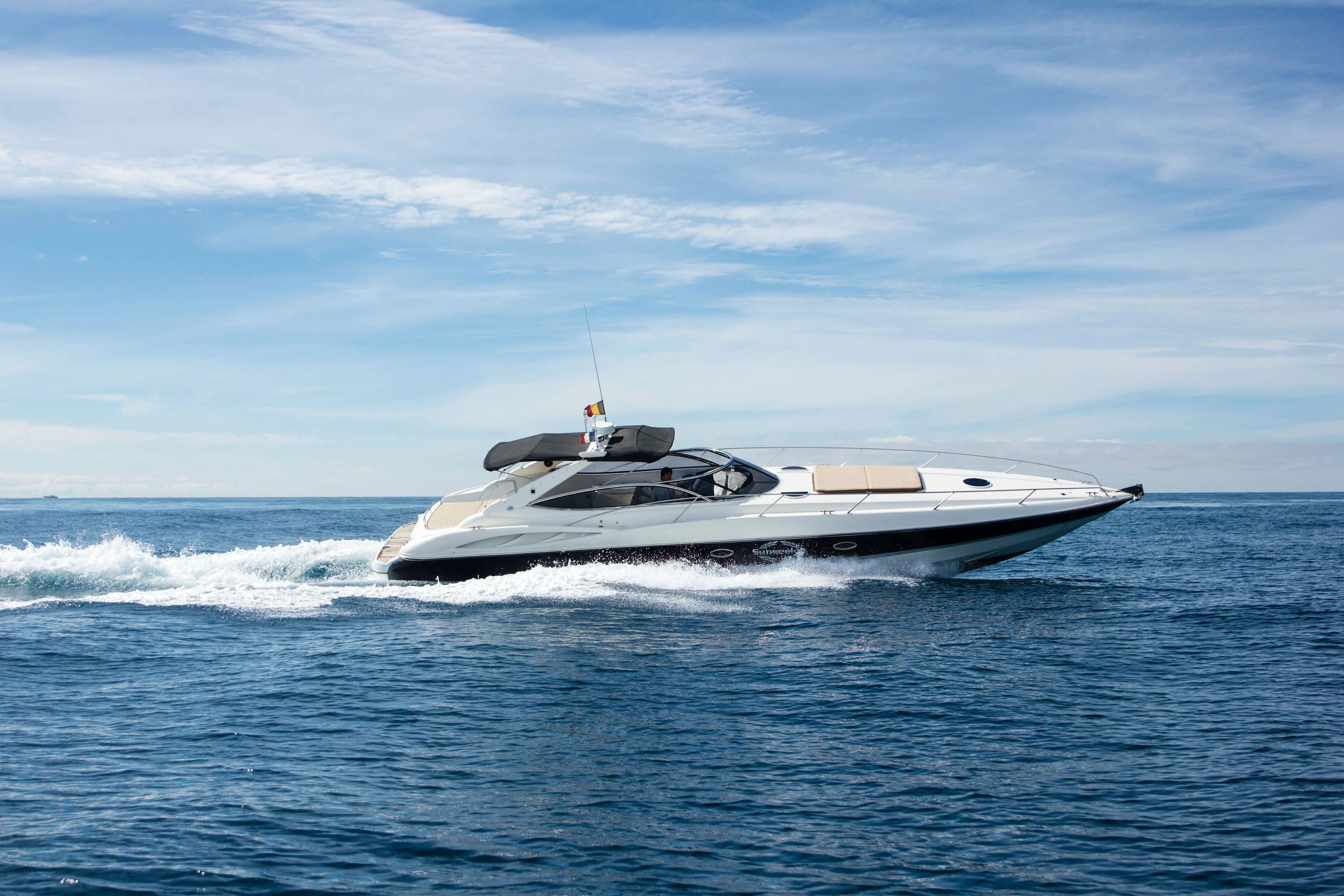 Charter a 14.78m Motor Yacht in Golfe-Juan