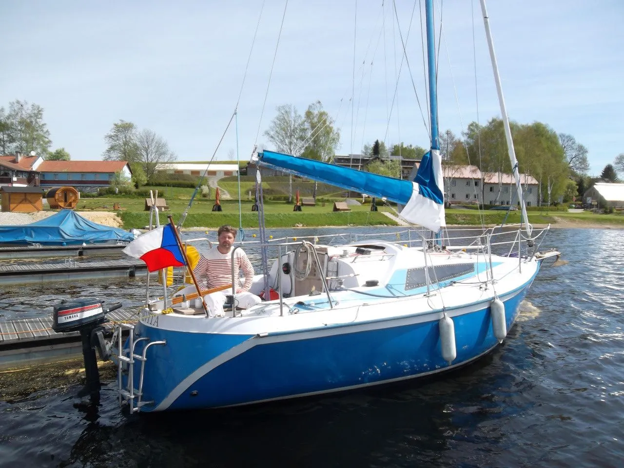 Explore Trhovky on a 7.3m Rental Sailing Yacht Tango 720