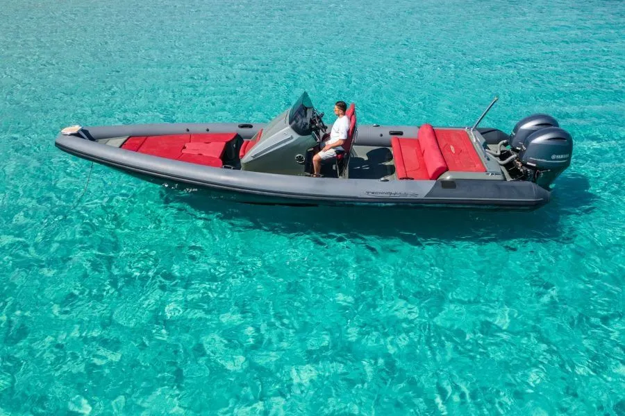 Rent a 9.3m Boat in Mykonos City