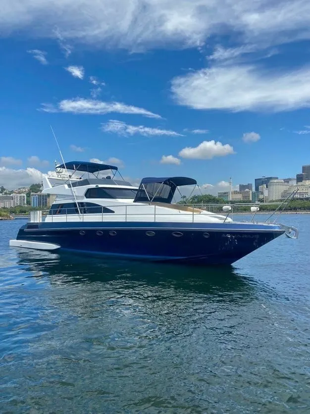 Charter a 18.28m Motor Yacht Technomarine 60 in Rio de Janeiro