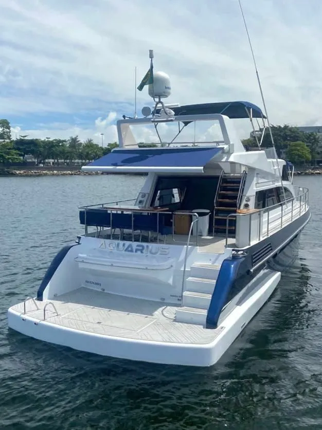 Charter a 18.28m Motor Yacht Technomarine 60 in Rio de Janeiro