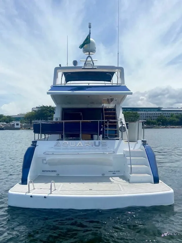 Charter a 18.28m Motor Yacht Technomarine 60 in Rio de Janeiro