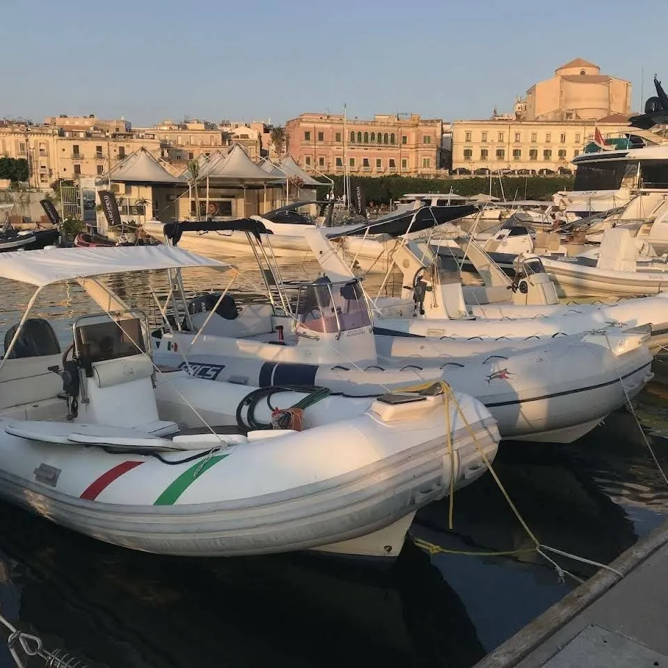 No Name Charter Boat
