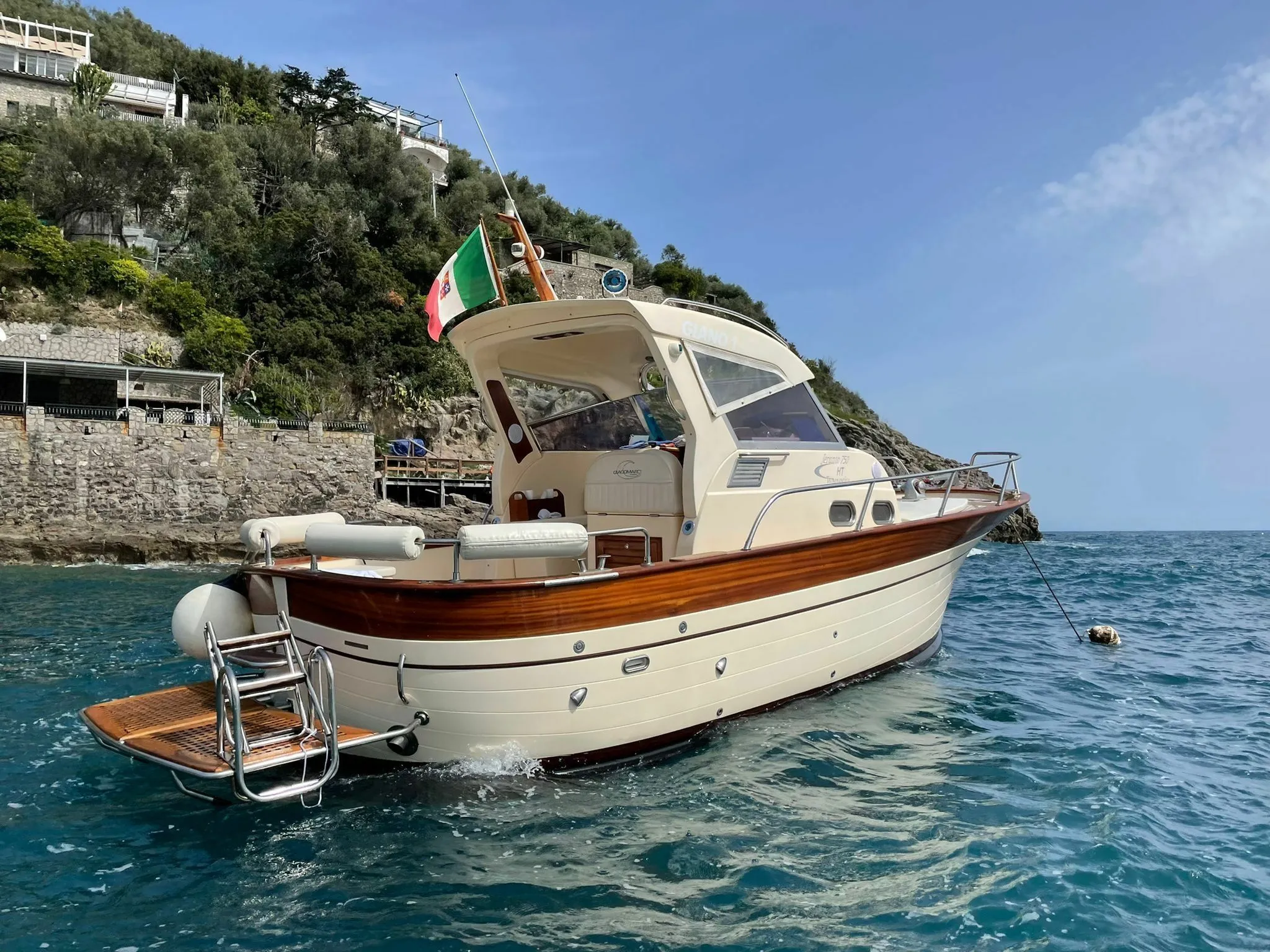 Giano Charter Boat