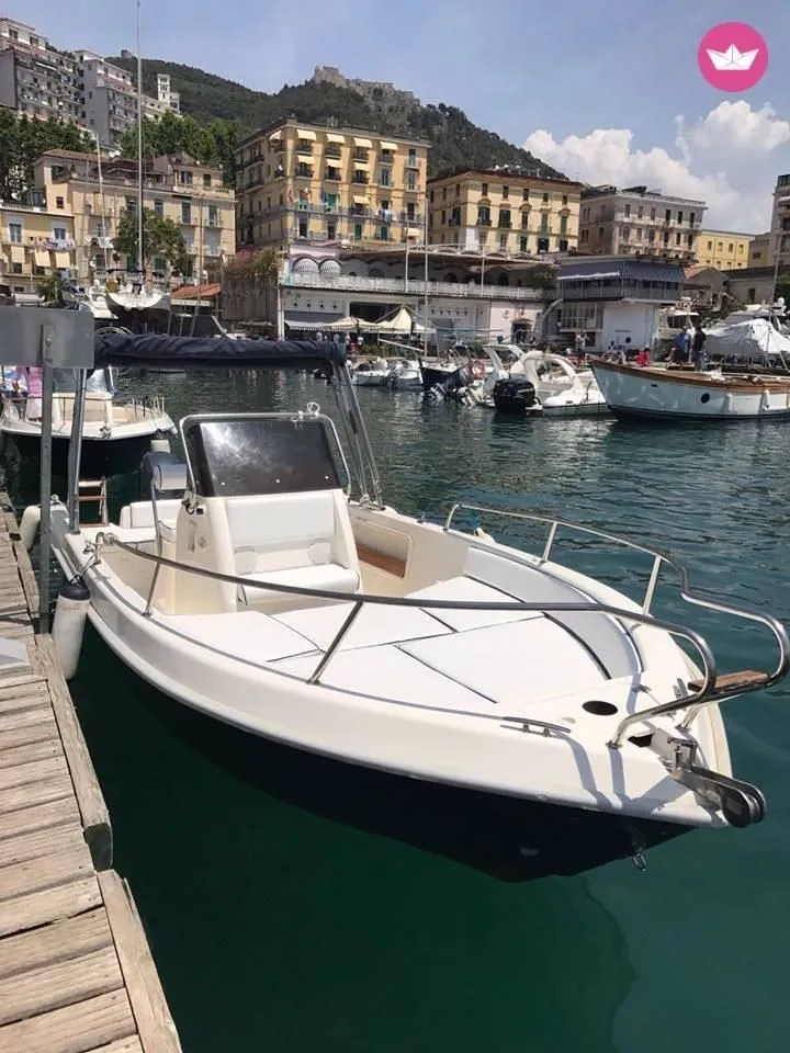 6.2m Castellammare di Stabia Motor Boat Terminalboat 21 Hire