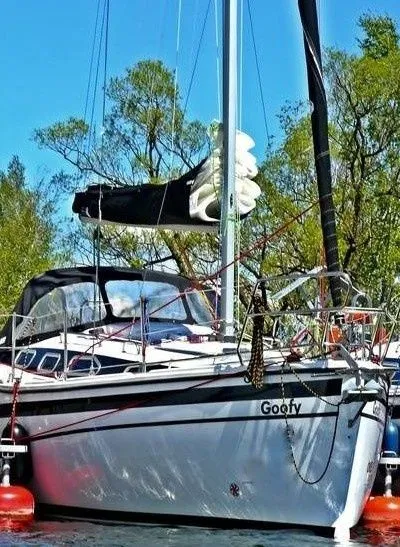 Explore Polańczyk on a 9.69m Tes 32 Sailing Yacht Rental