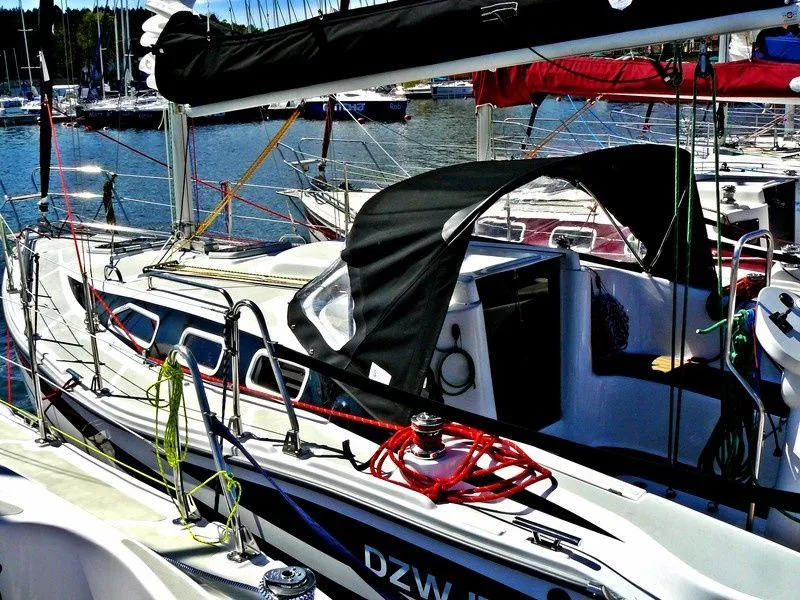 Explore Polańczyk on a 9.69m Tes 32 Sailing Yacht Rental