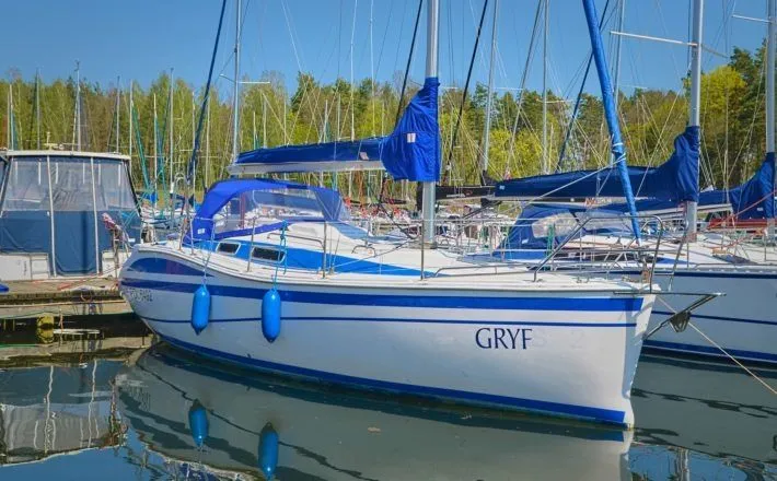 Explore Bogaczewo on a 9.69m Tes 32 Sailing Yacht Rental