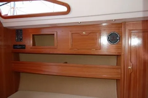Burgund Charter Boat