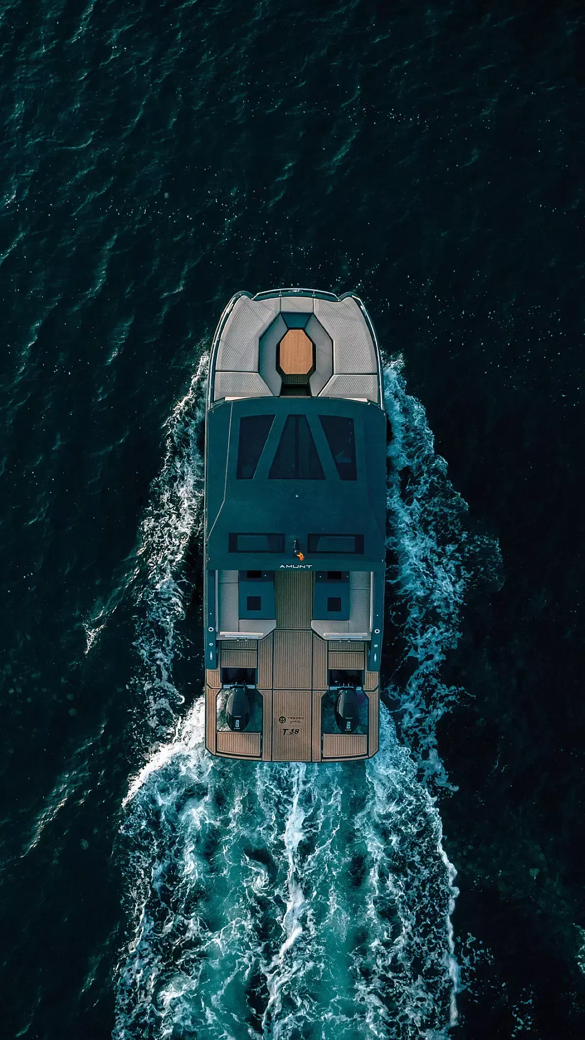 Lastovo Charter Boat