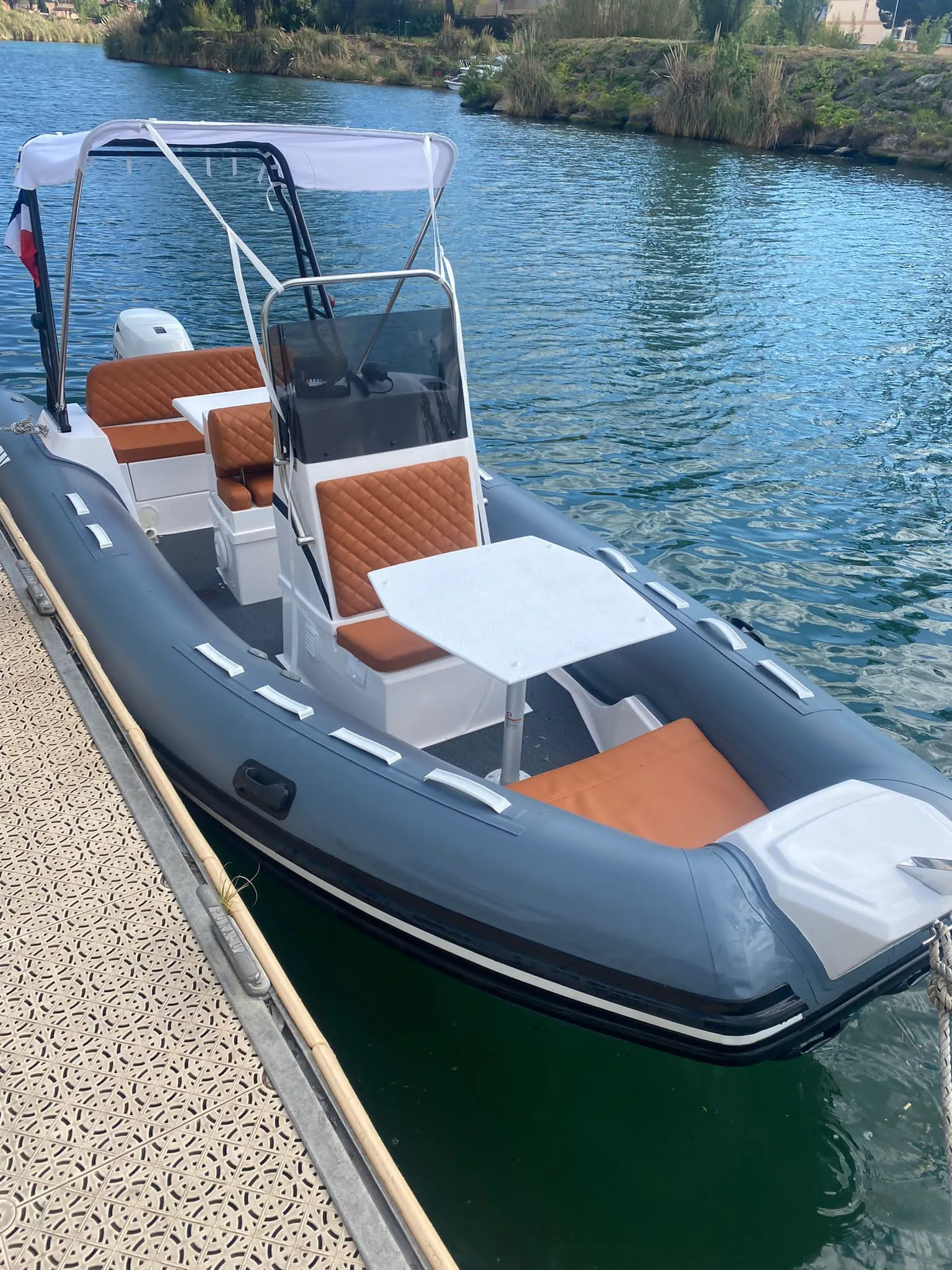 Cromignon Charter Boat