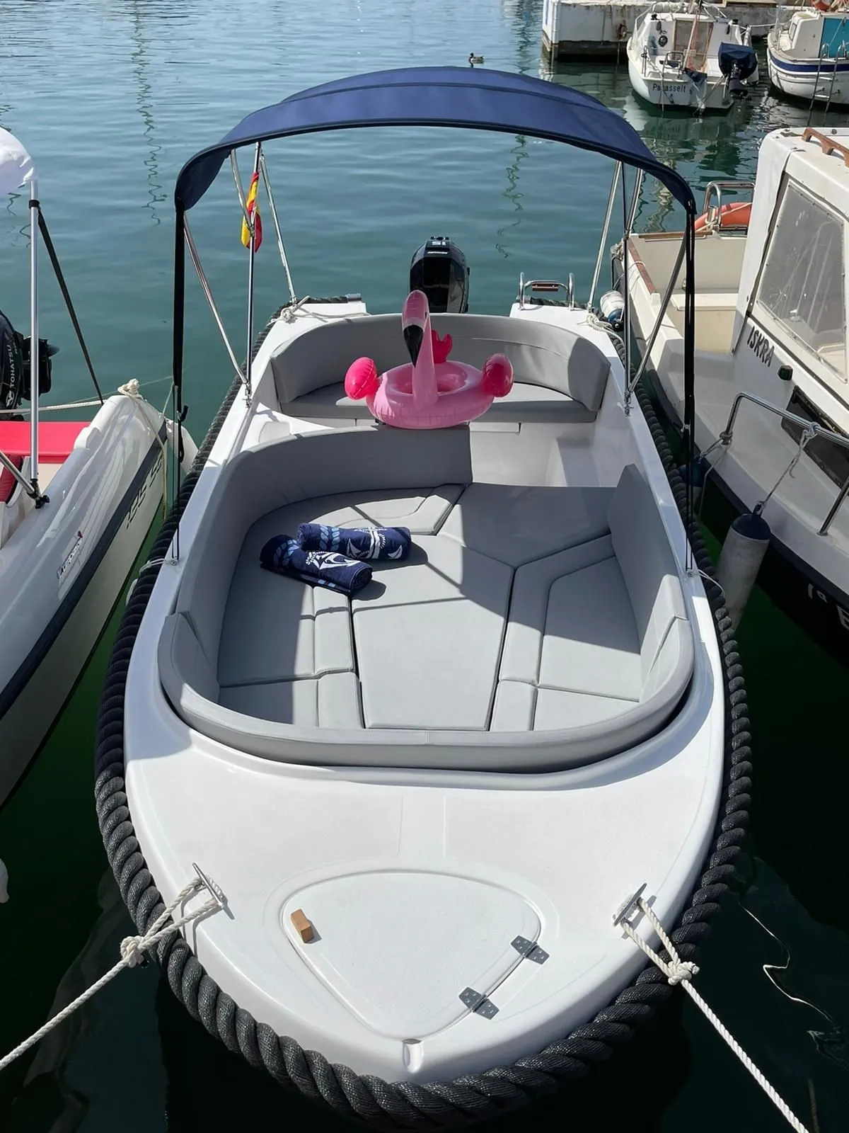 Charter a 4.99m Motor Boat Tiphon Marion in Sitges