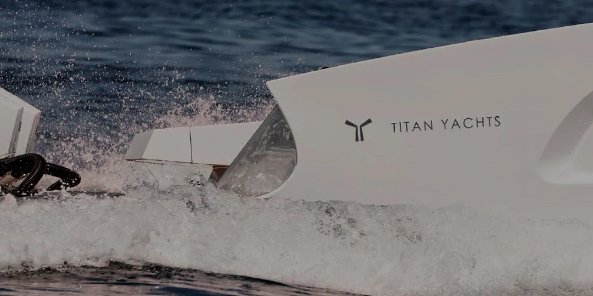 Dandara Charter Boat